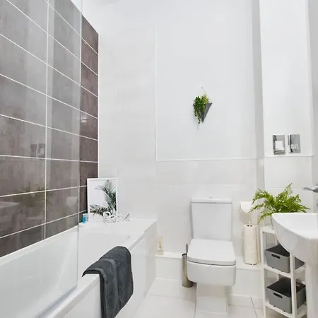 The Stunning Penthouse Of Leeds Apartment